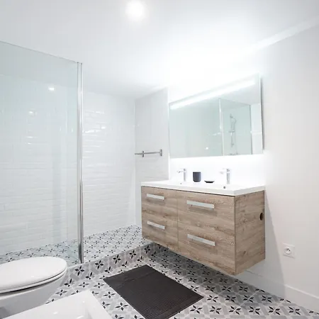 Spacious Near The Champs De Mars Apartment Paris