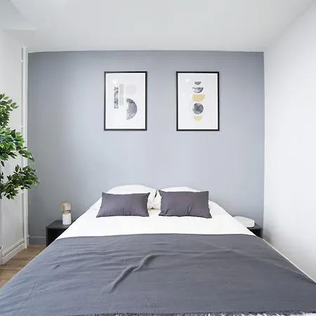 Apartment Spacious Near The Champs De Mars Paris