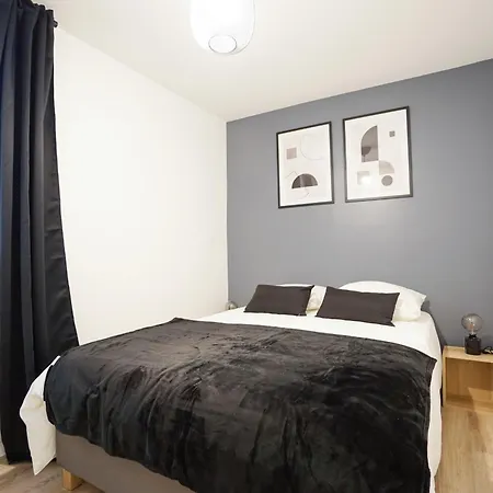 Spacious Near The Champs De Mars * Paris