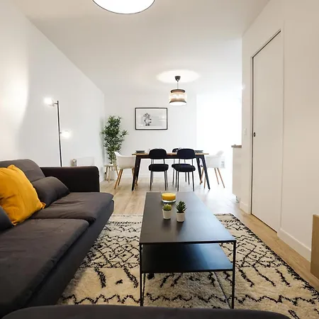 Spacious Near The Champs De Mars * Parigi